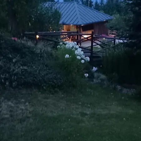 Simonka Z Jacuzzi Апартаменты Завоя