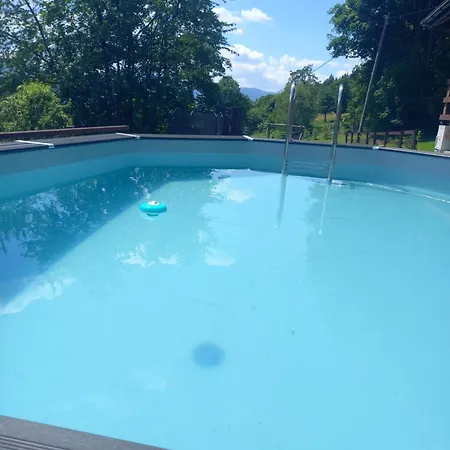 Simonka Z Jacuzzi