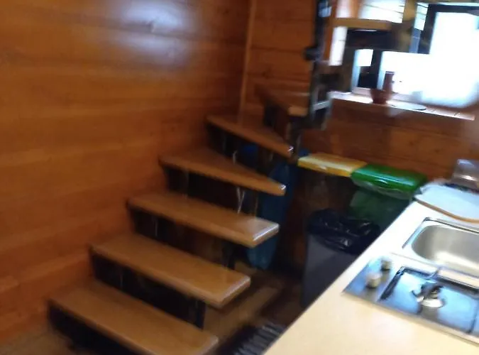 Simonka Z Jacuzzi زافوية